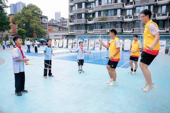 GG扑克官方客服怎么联系？快速识别真伪渠道与求助流程